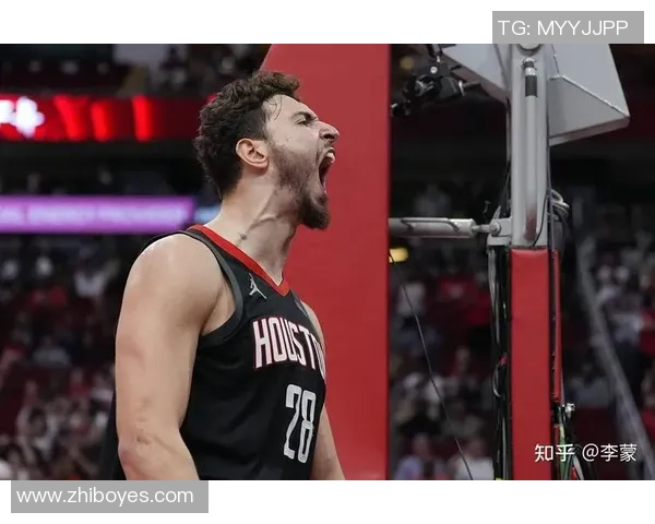 12月16日火箭队对阵灰熊队精彩比赛直播全程回顾与分析 12月16日火箭队对阵灰熊队精彩比赛直播全程回顾与分析