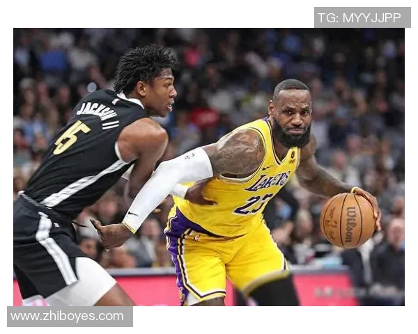 湖人对阵灰熊精彩回顾2月13日比赛录像全程分析与亮点总结